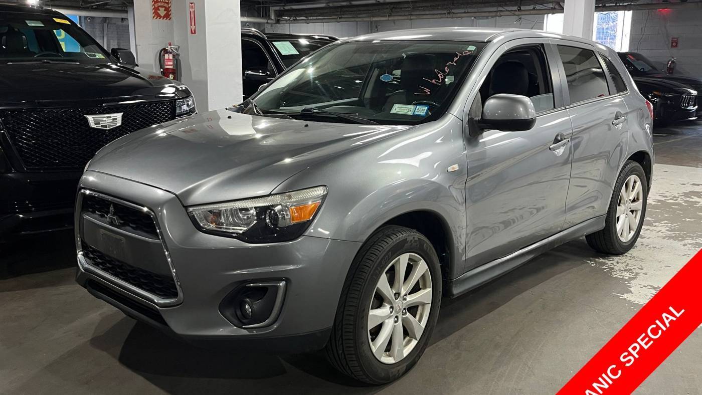 2013 Mitsubishi Outlander Sport ES — SUV — 125,196 mi — Forest Hills, NY