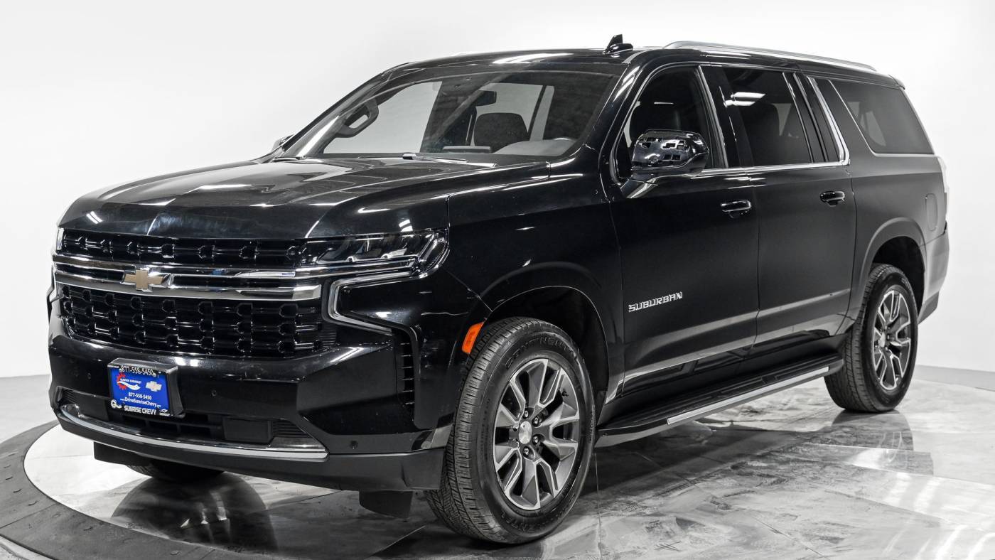 2023 Chevrolet Suburban LS — SUV — 60,110 mi — Forest Hills, NY