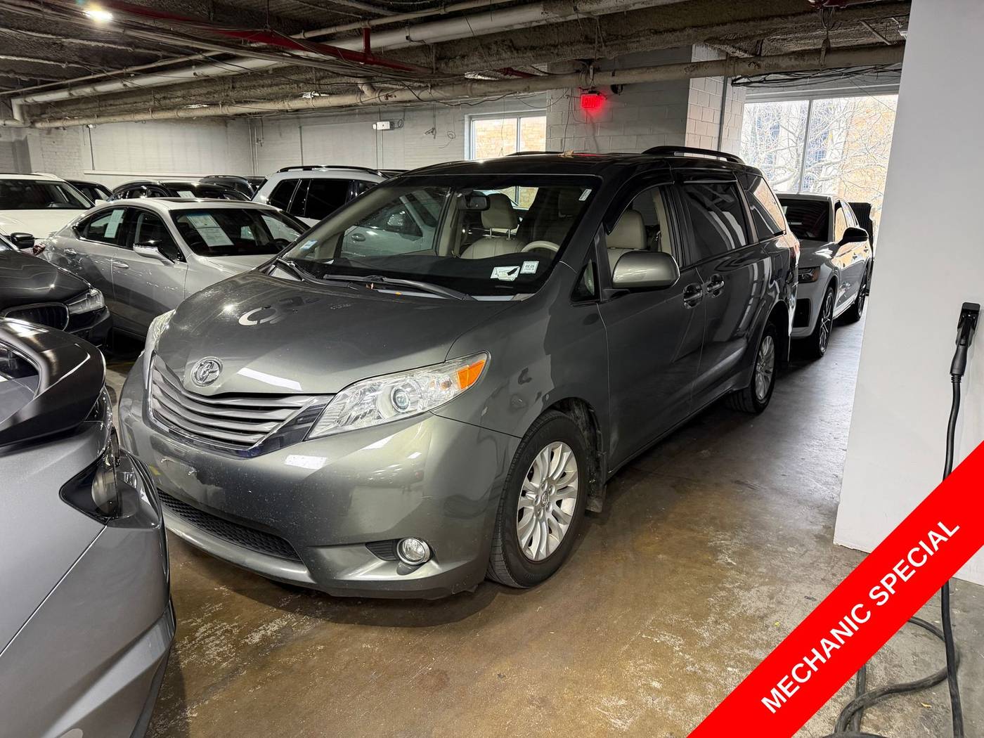 2014 Toyota Sienna XLE