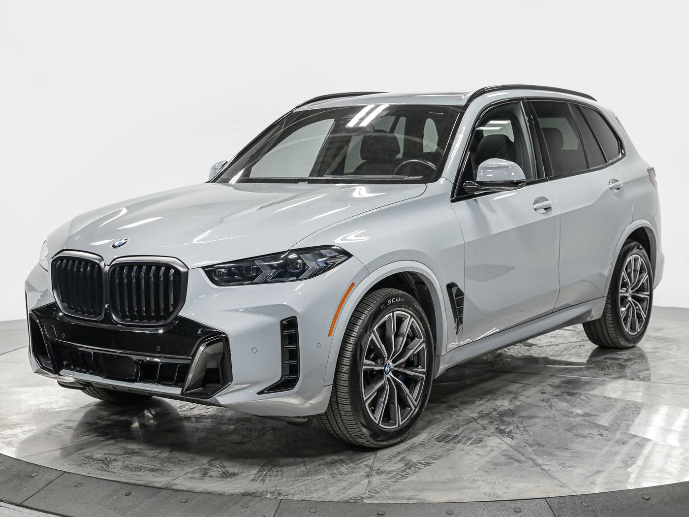 2024 BMW X5 40i — SUV — 28,444 mi — Forest Hills, NY