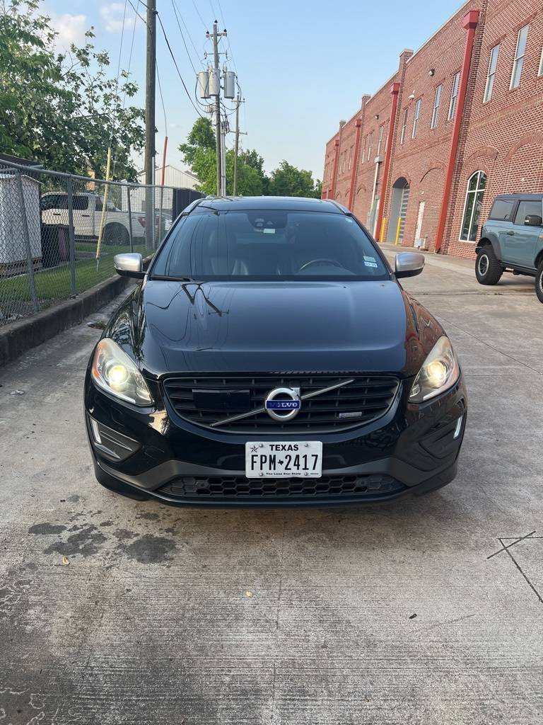 2015 Volvo XC60 T6 R-Design Platinum — SUV — 58,293 mi — Houston, TX