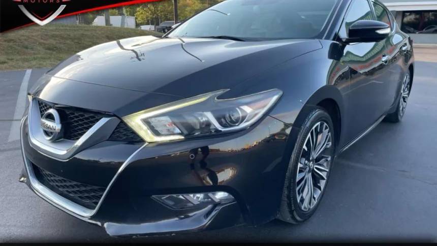 2017 Nissan Maxima Platinum — Sedan — 43,760 mi — Indianapolis, IN