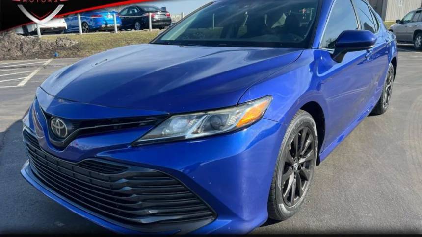 2018 Toyota Camry LE — Sedan — 121,472 mi — Indianapolis, IN