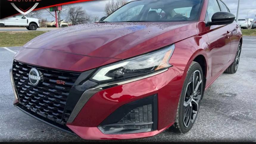 2024 Nissan Altima SR — Sedan — 12,924 mi — Indianapolis, IN