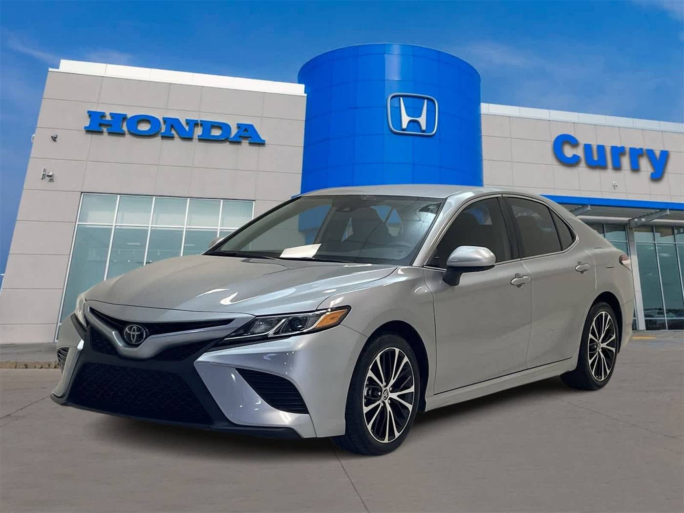 2020 Toyota Camry SE — Sedan — 10,610 mi — Chamblee, GA