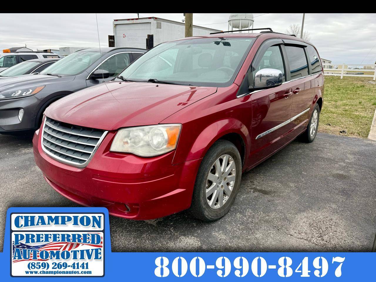 2012 Chrysler Town & Country Touring-L — Minivan — 183,982 mi — Nicholasville, KY
