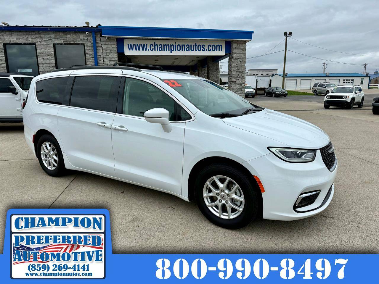 2022 Chrysler Pacifica Touring L — Minivan — 73,517 mi — Nicholasville, KY