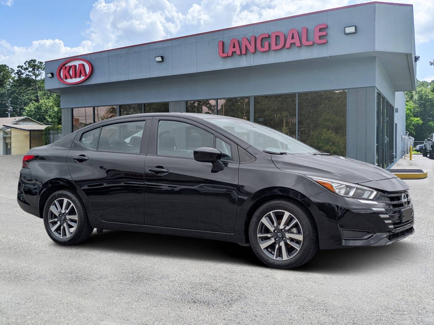 2023 Nissan Versa SV — Sedan — 32,623 mi — Valdosta, GA