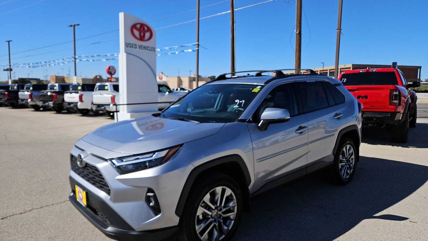 2024 Toyota RAV4 XLE Premium — SUV — 5,677 mi — San Angelo, TX