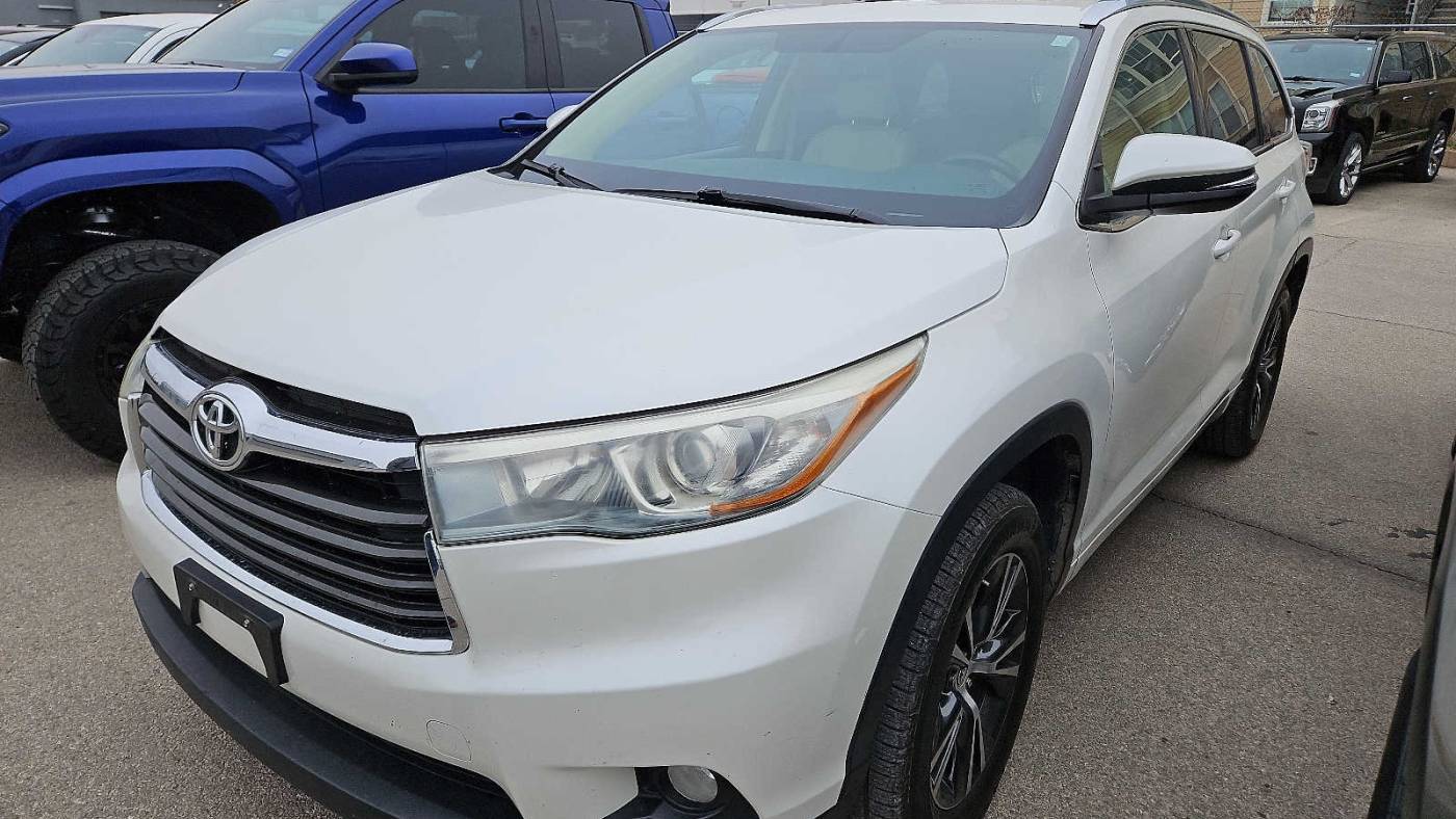 2016 Toyota Highlander XLE — SUV — 68,543 mi — San Angelo, TX