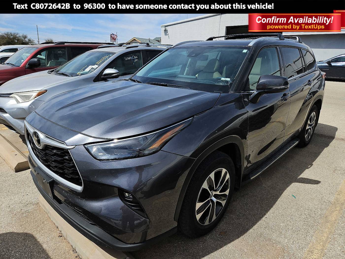 2022 Toyota Highlander XLE — SUV — 31,430 mi — San Angelo, TX