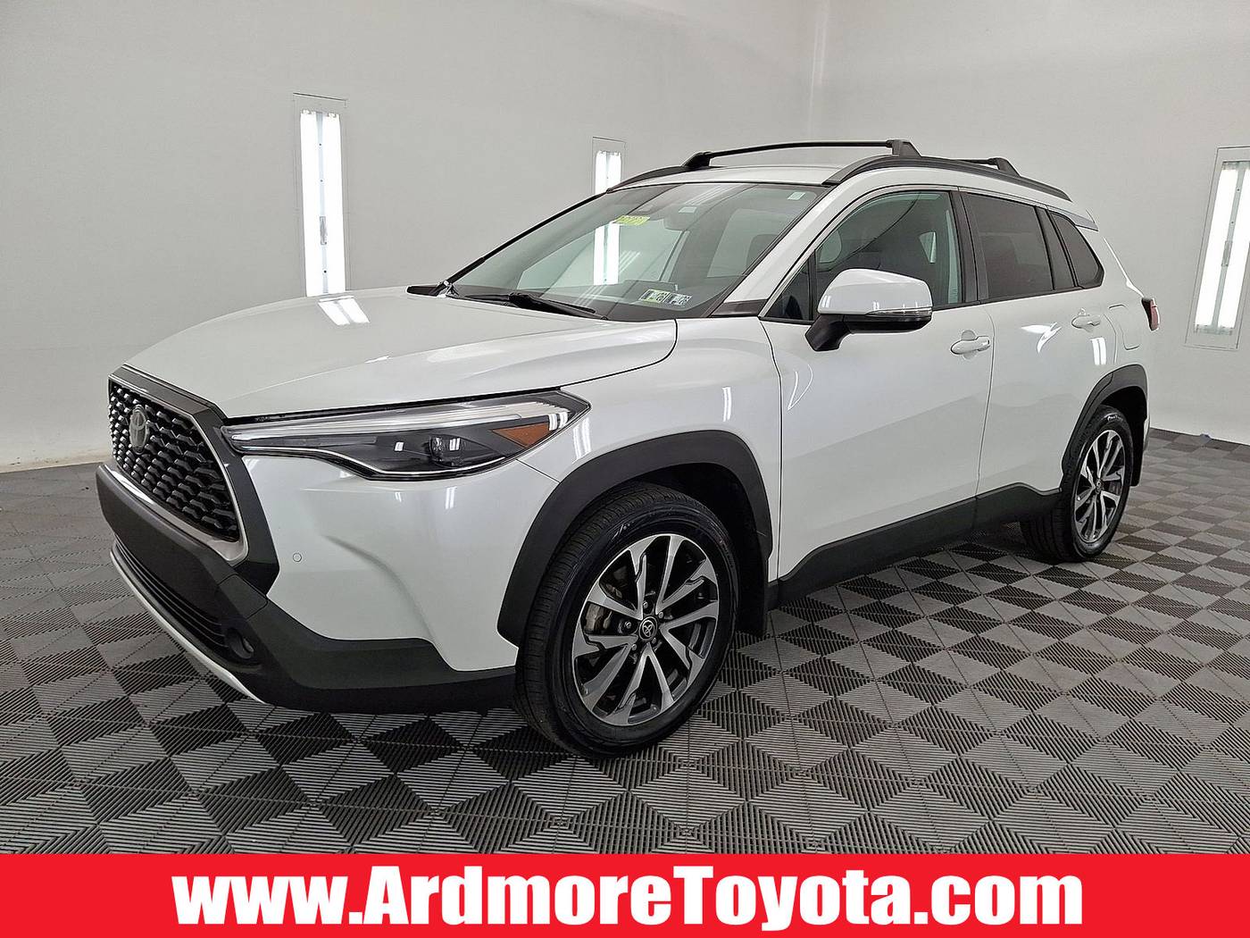 2022 Toyota Corolla Cross XLE — SUV — 43,945 mi — Ardmore, PA