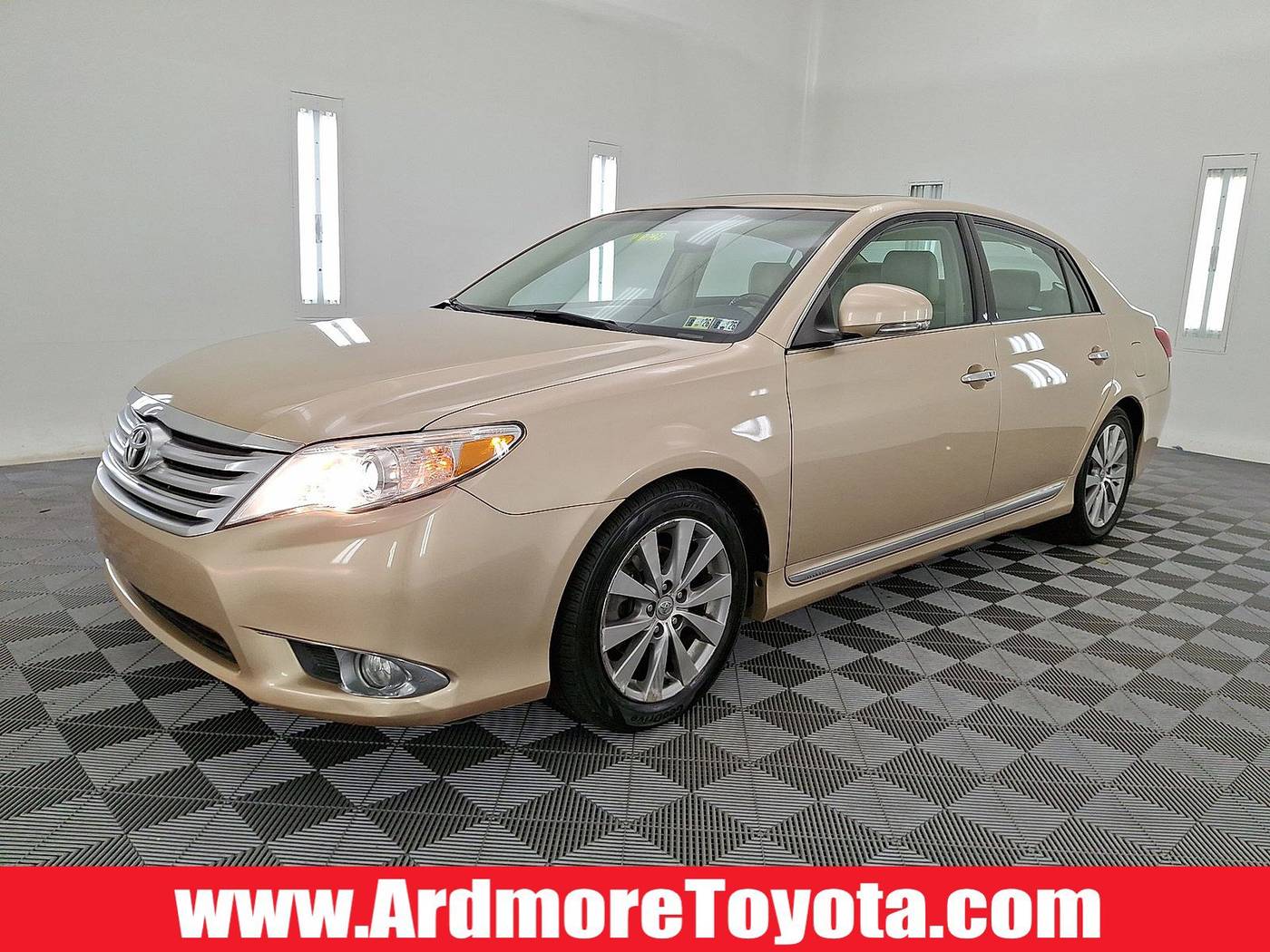 2011 Toyota Avalon Limited — Sedan — 54,757 mi — Ardmore, PA