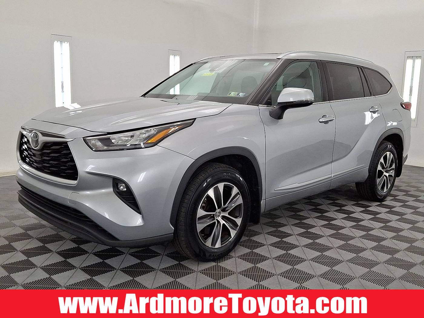 2020 Toyota Highlander XLE — SUV — 29,667 mi — Ardmore, PA