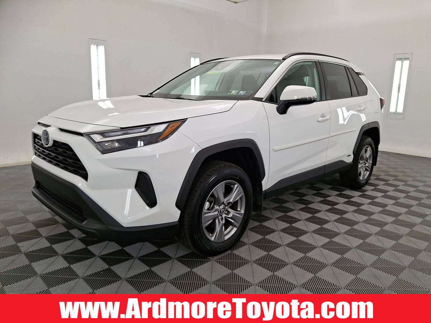 2024 Toyota RAV4 Hybrid XLE — SUV — 11,849 mi — Ardmore, PA