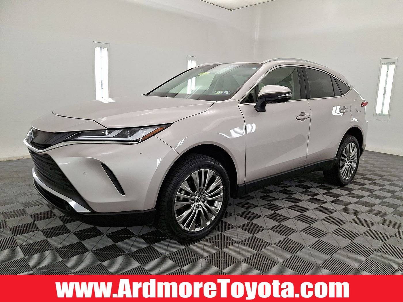 2022 Toyota Venza Limited — SUV — 23,347 mi — Ardmore, PA