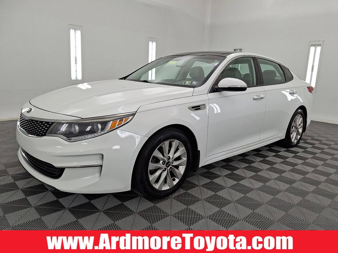 2016 Kia Optima EX — Sedan — 118,352 mi — Ardmore, PA