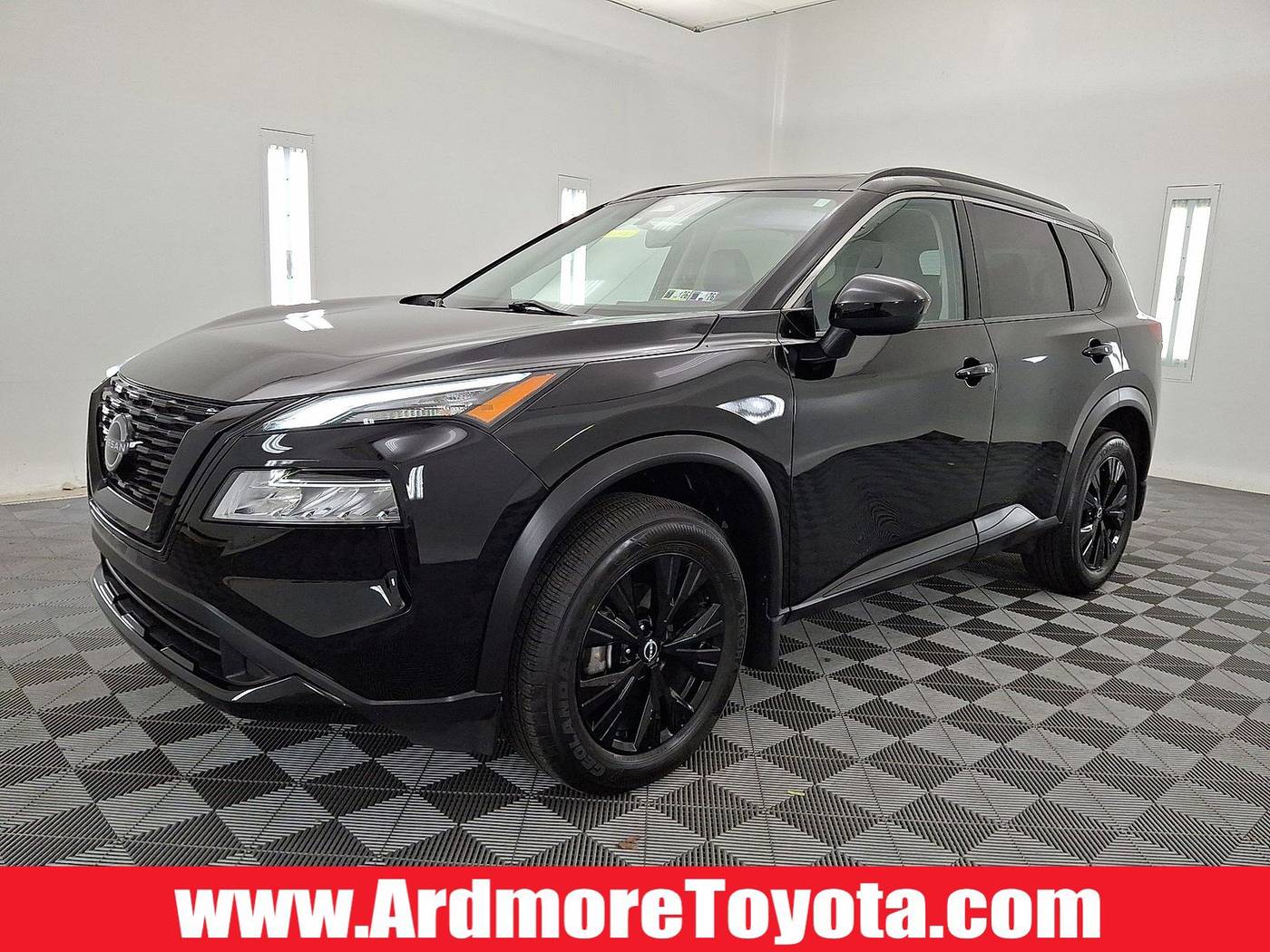 2023 Nissan Rogue SV — SUV — 9,045 mi — Ardmore, PA
