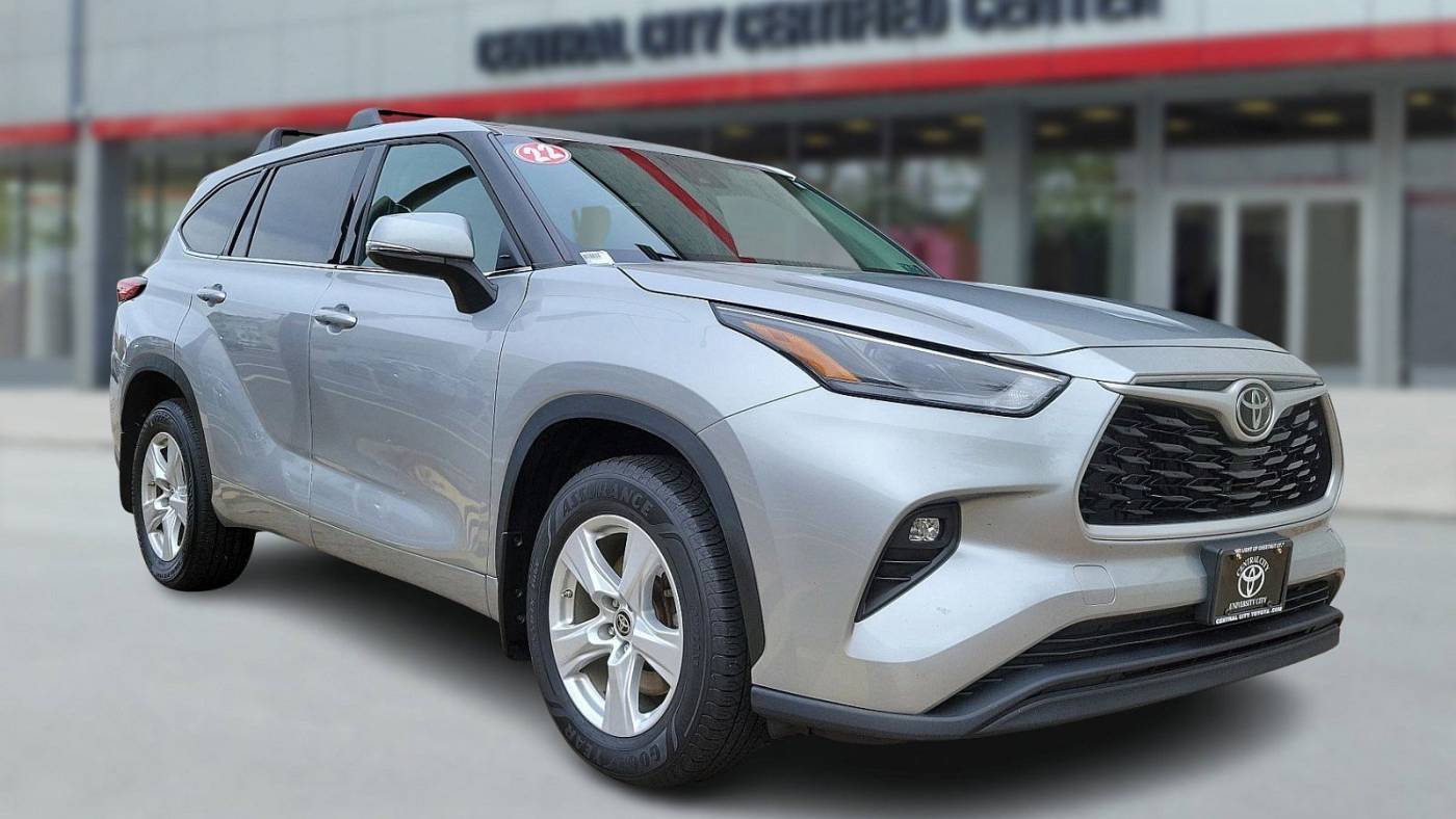 2022 Toyota Highlander LE — SUV — 83,963 mi — Ardmore, PA