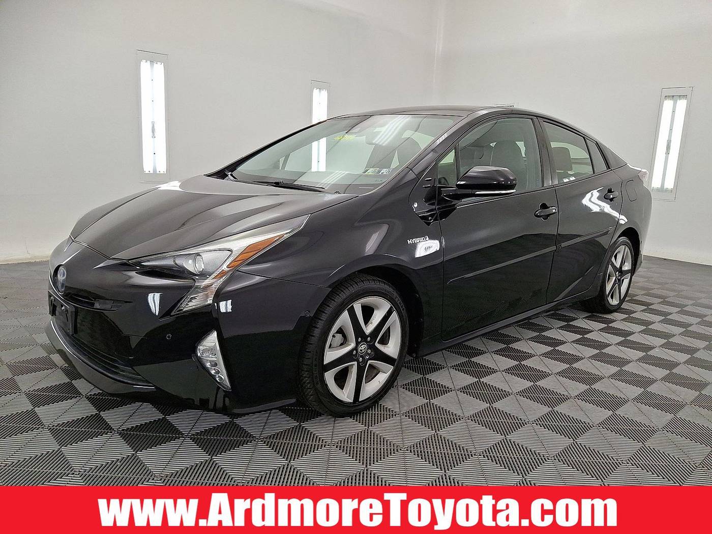 2017 Toyota Prius Four Touring — Hatchback — 100,735 mi — Ardmore, PA