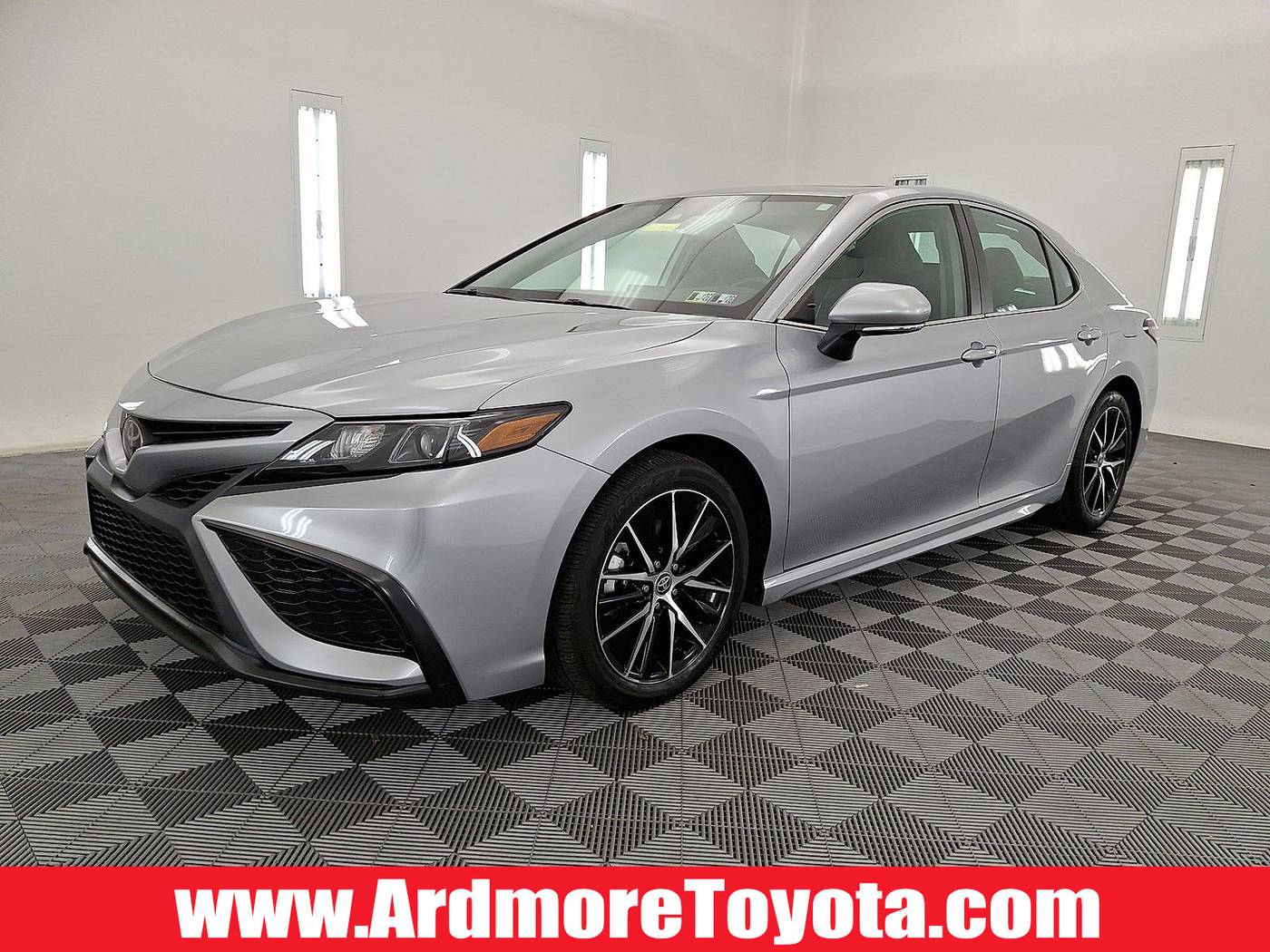 2023 Toyota Camry SE — Sedan — 17,124 mi — Ardmore, PA