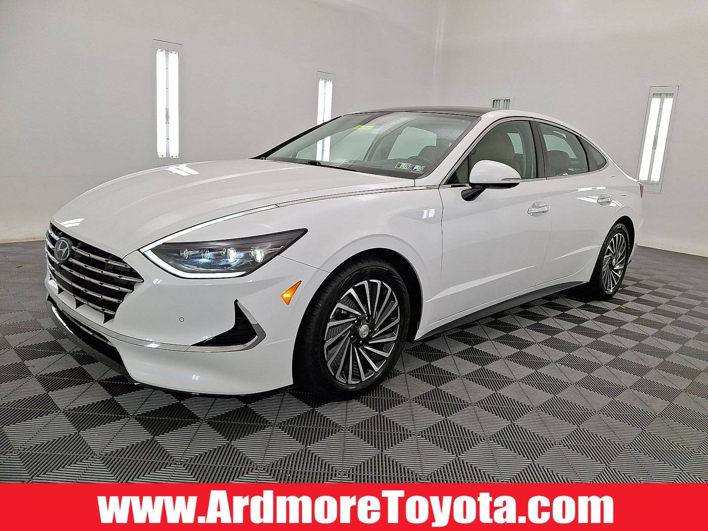 2020 Hyundai Sonata Hybrid Limited — Sedan — 43,802 mi — Ardmore, PA