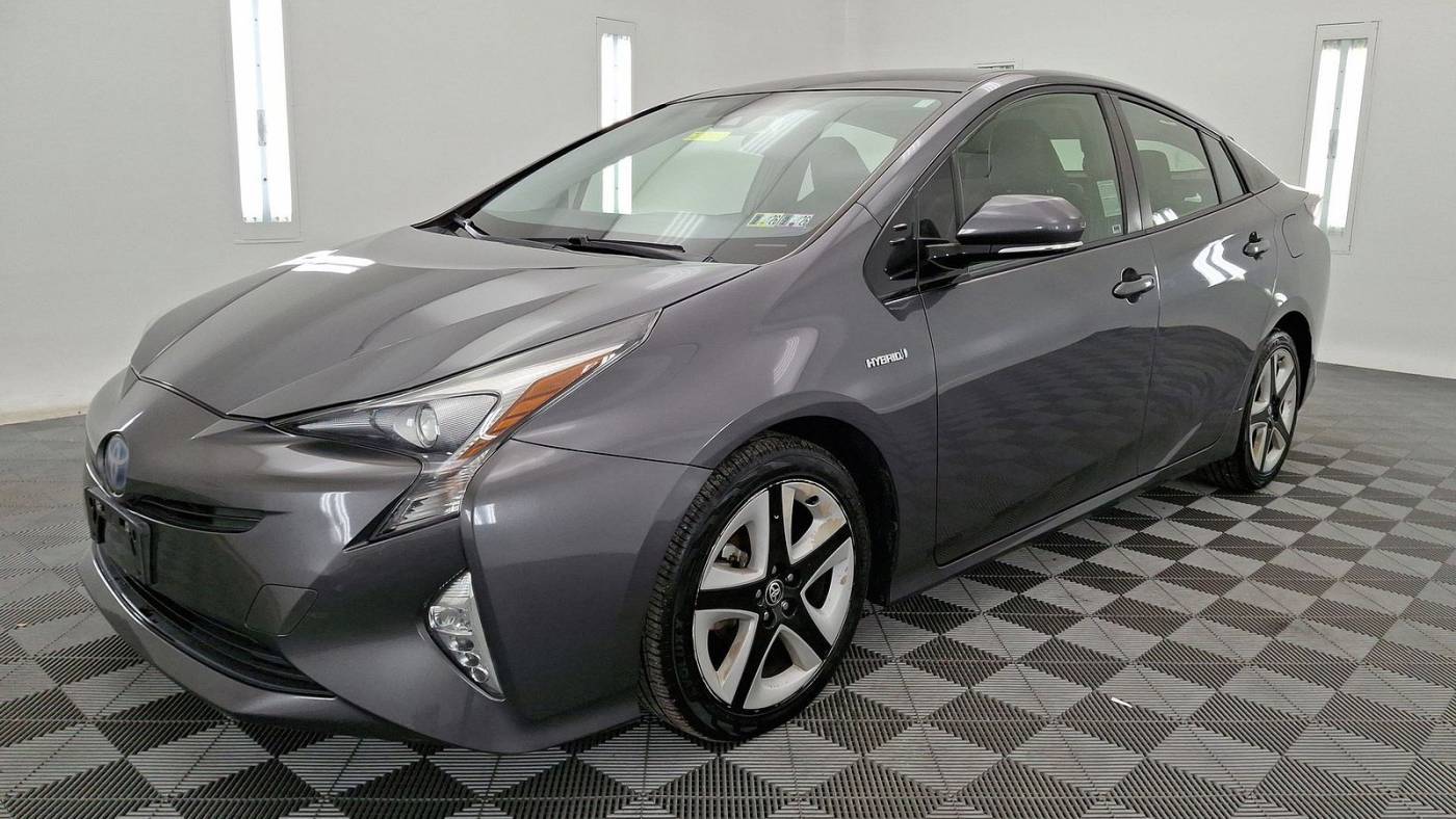 2016 Toyota Prius Three Touring — Hatchback — 81,386 mi — Ardmore, PA