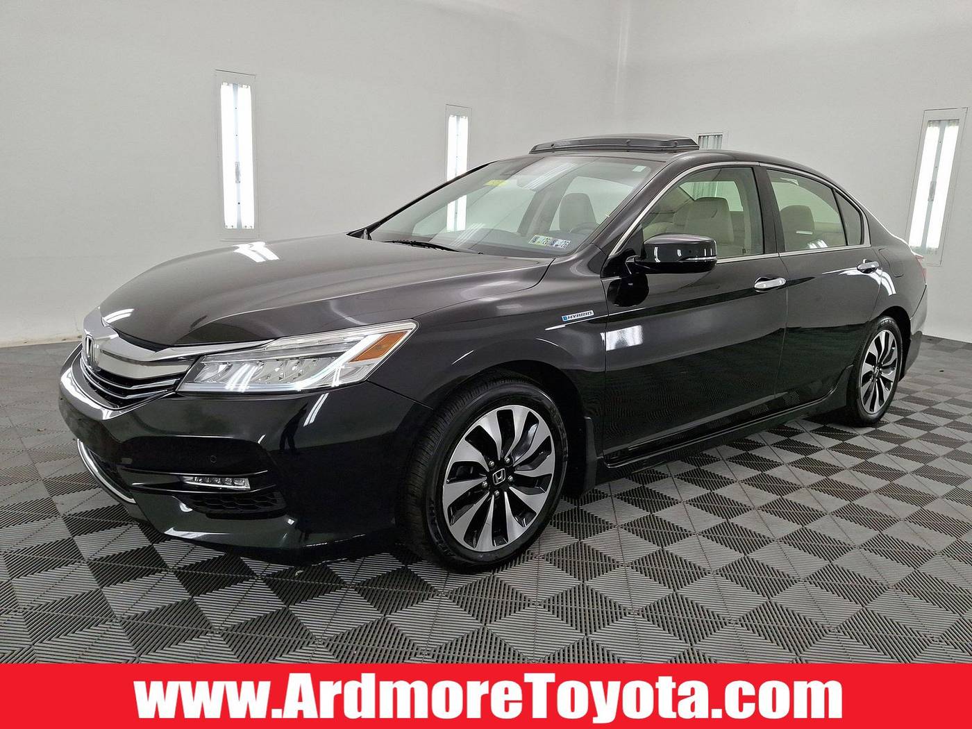 2017 Honda Accord Hybrid Touring — Sedan — 77,703 mi — Ardmore, PA
