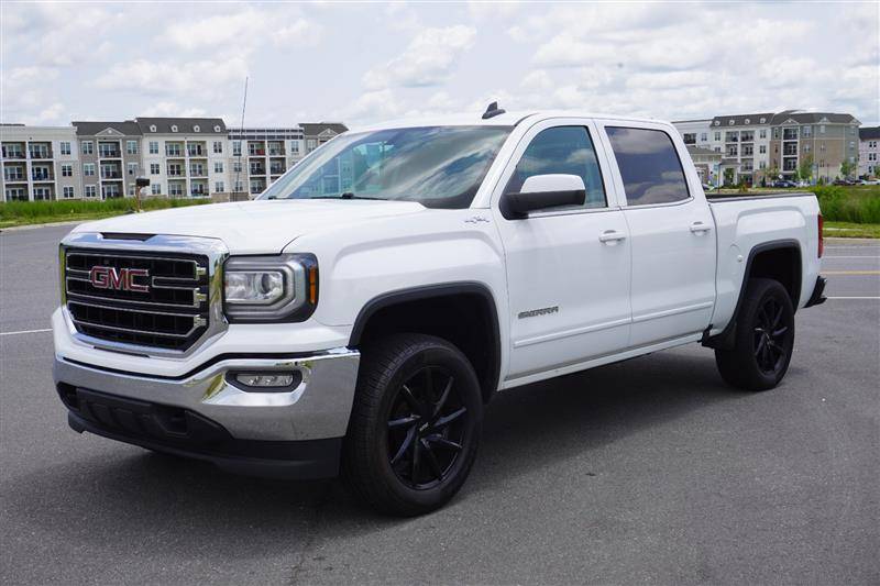 2017 GMC Sierra 1500 SLE — Pickup Truck — 109,797 mi — Colorado Springs, CO