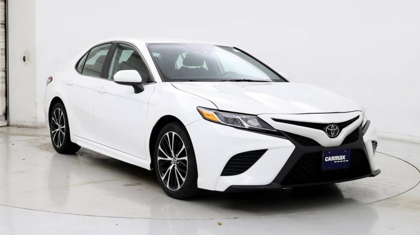 2020 Toyota Camry SE — Sedan — 45,850 mi — Roanoke, VA