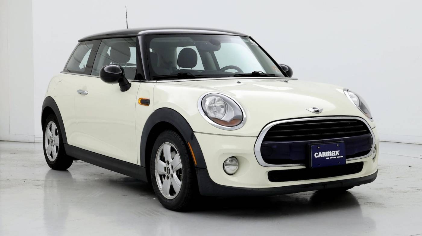 2017 MINI Hardtop Cooper — Hatchback — 80,314 mi — Roanoke, VA