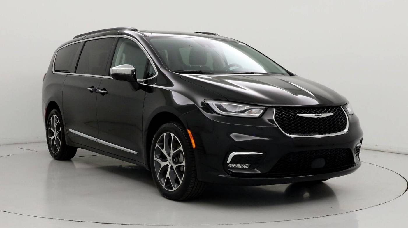 2022 Chrysler Pacifica Limited — Minivan — 19,984 mi — Springfield, MO