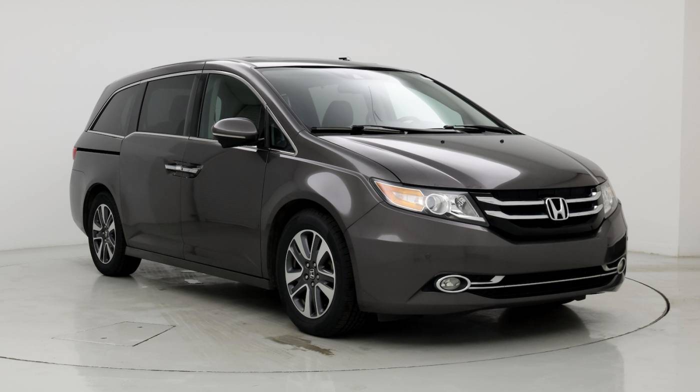 2016 Honda Odyssey Touring — Minivan — 120,428 mi — Springfield, MO