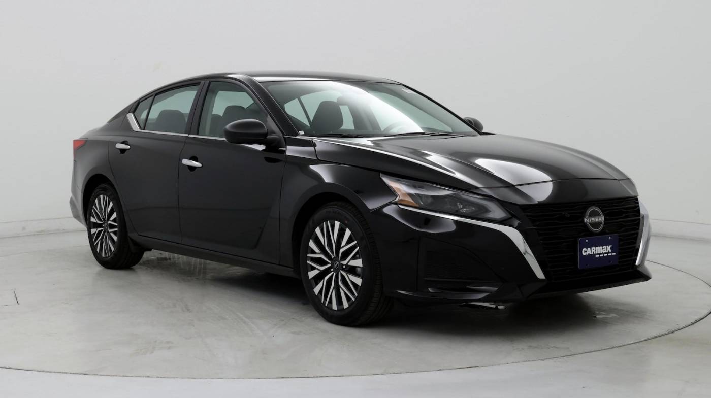 2024 Nissan Altima SV — Sedan — 16,618 mi — Tucson, AZ