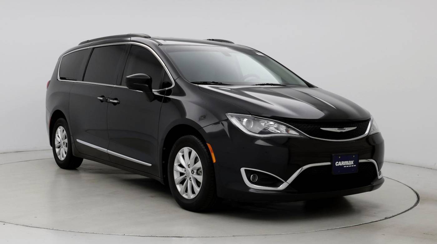 2017 Chrysler Pacifica Touring L — Minivan — 77,611 mi — Tucson, AZ