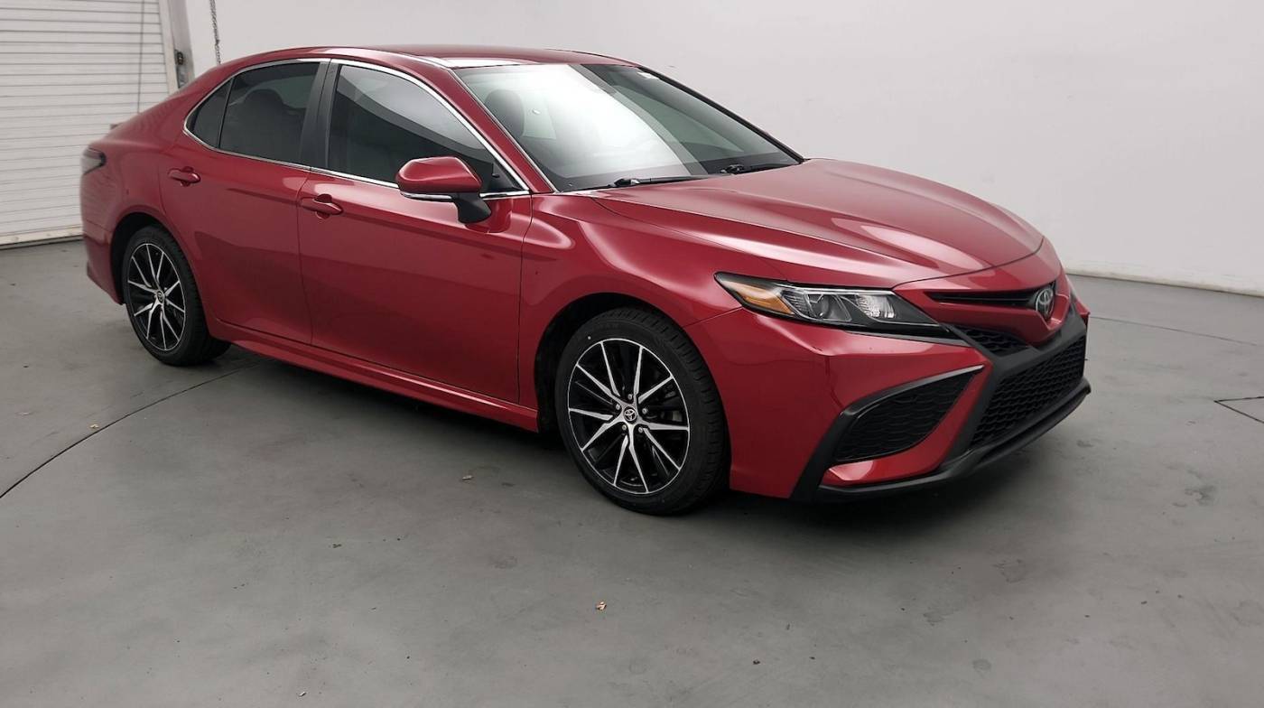 2022 Toyota Camry SE — Sedan — 42,604 mi — Jacksonville, NC