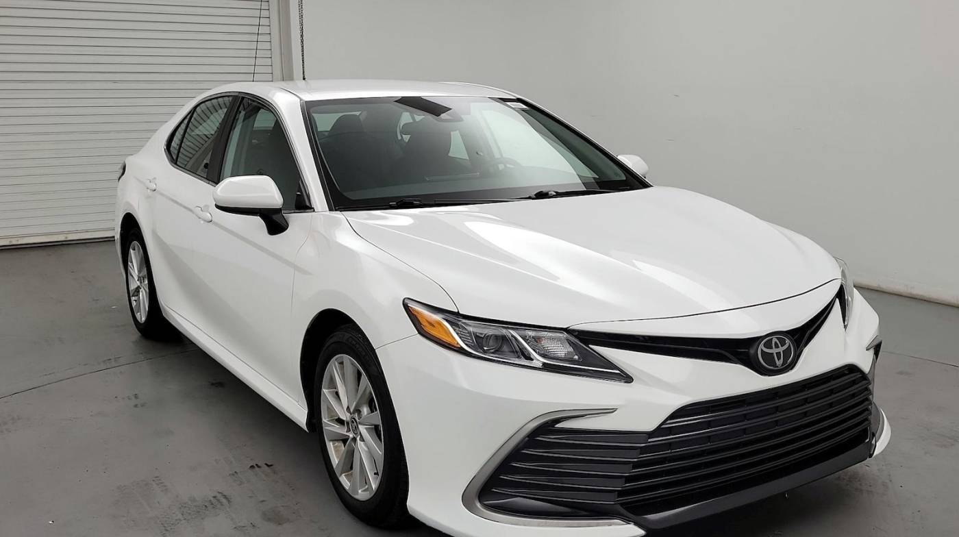 2023 Toyota Camry LE — Sedan — 35,233 mi — Jacksonville, NC