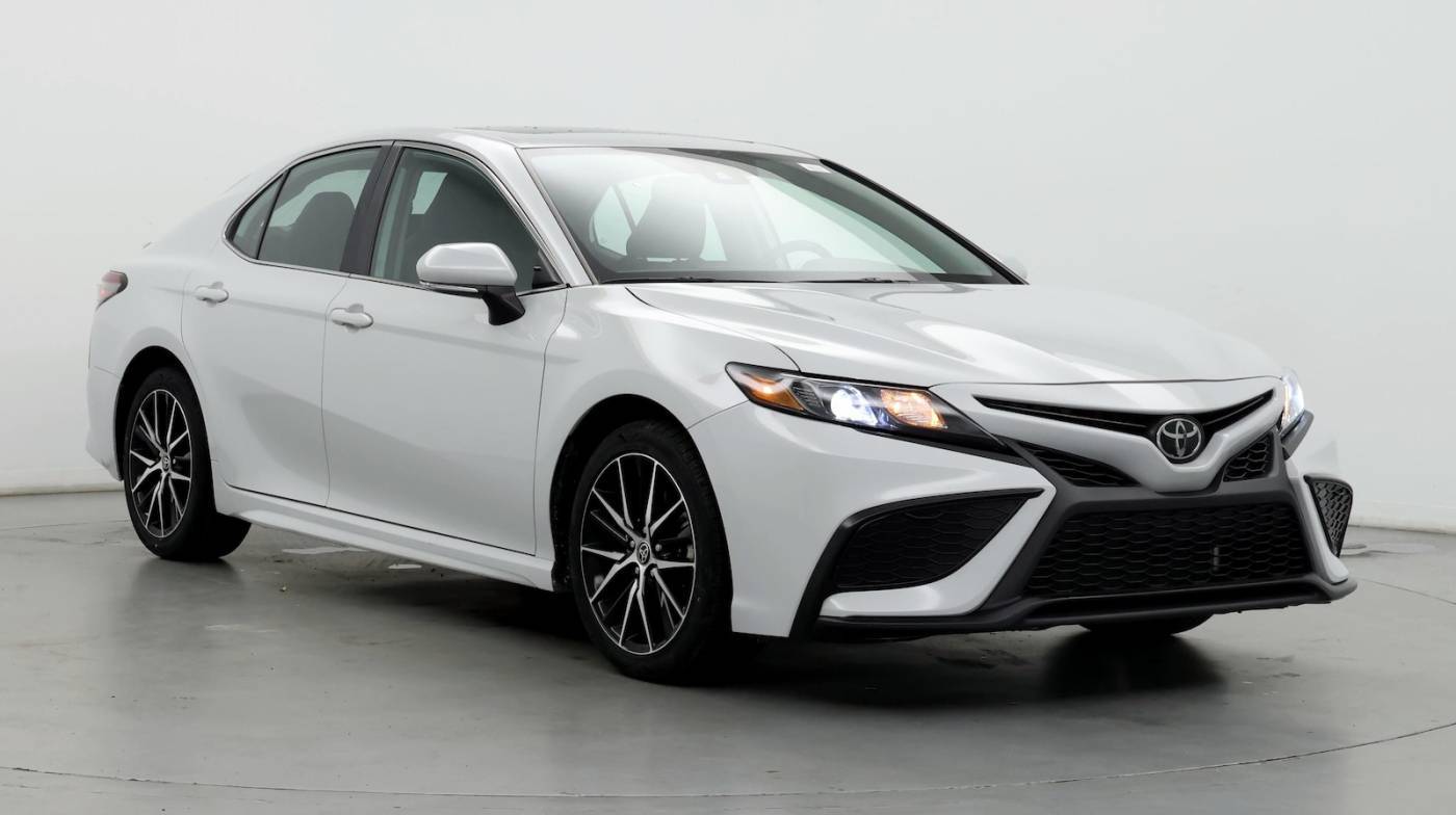 2023 Toyota Camry SE — Sedan — 29,157 mi — Jacksonville, NC