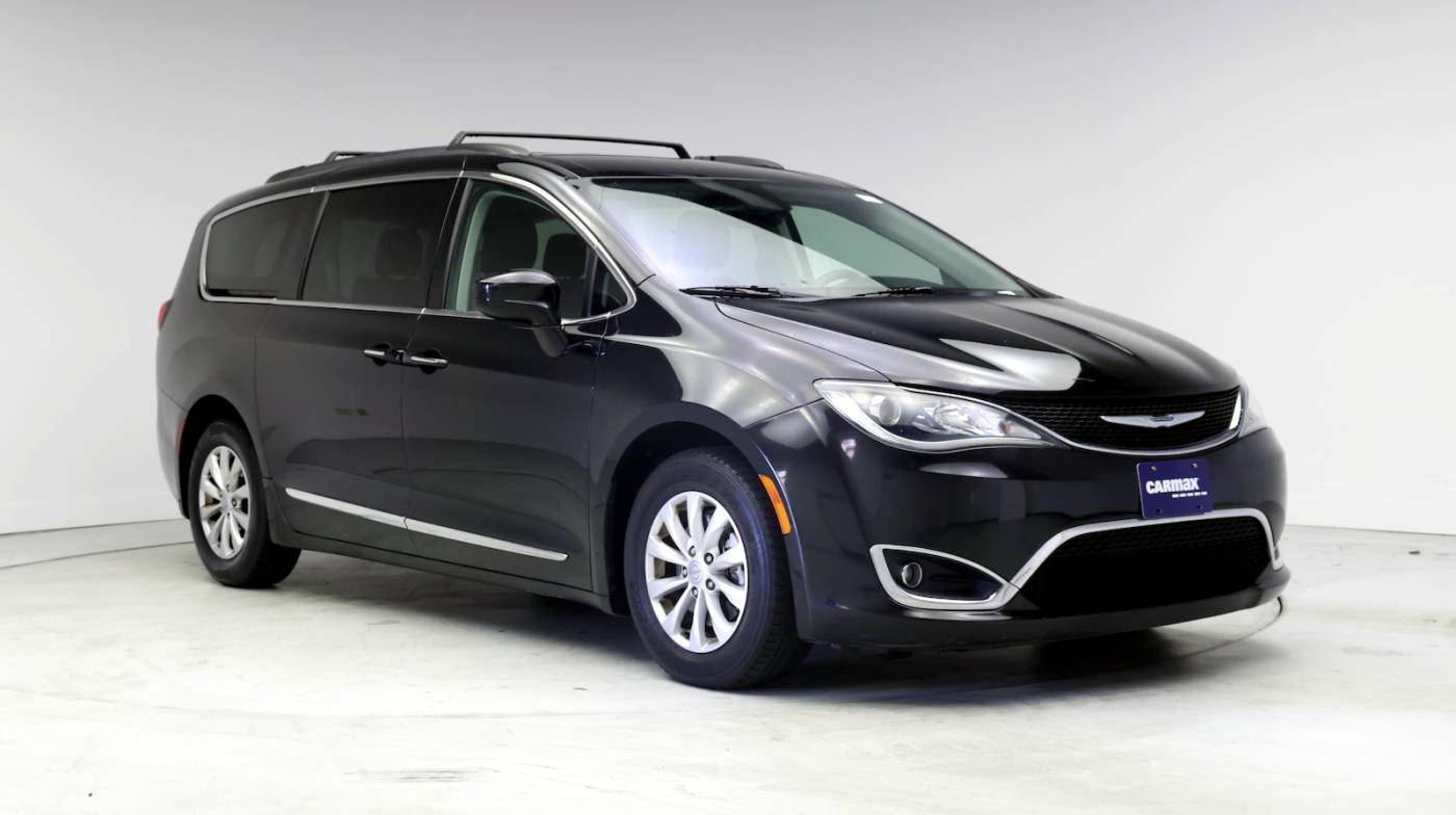 2017 Chrysler Pacifica Touring L — Minivan — 87,885 mi — Norco, CA