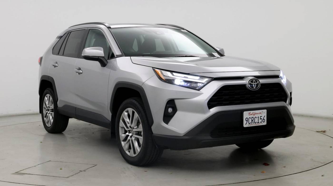 2022 Toyota RAV4 XLE Premium — SUV — 17,200 mi — Norco, CA