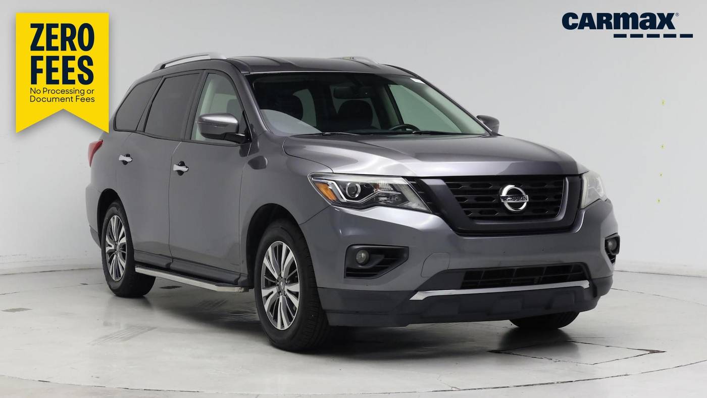 2018 Nissan Pathfinder SV