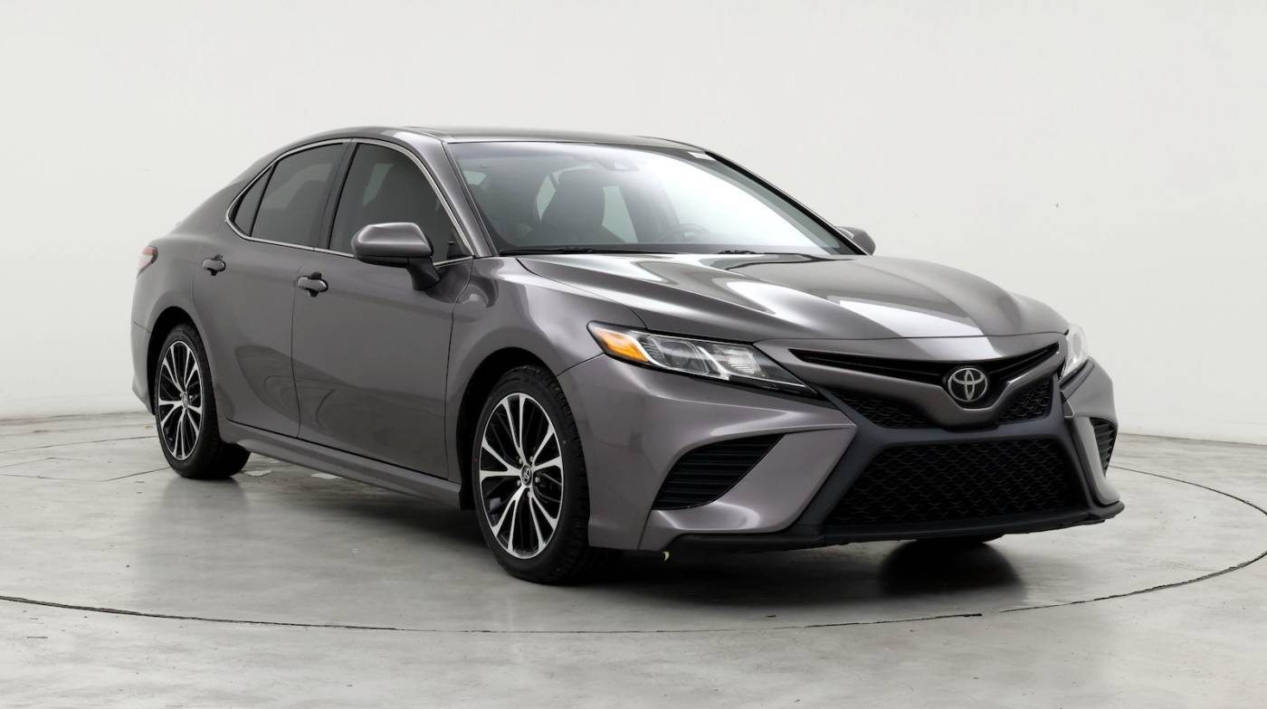 2019 Toyota Camry SE — Sedan — 121,266 mi — Ocala, FL