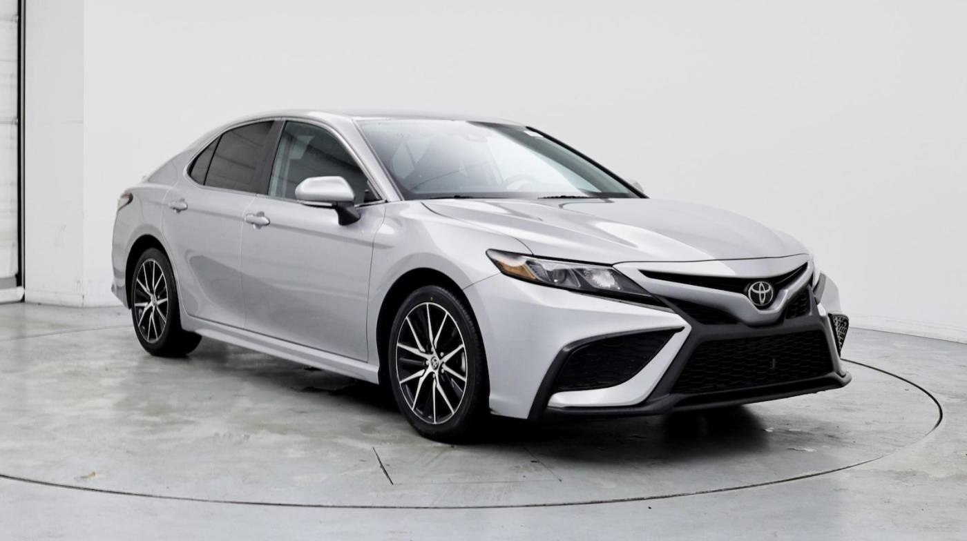 2022 Toyota Camry SE — Sedan — 41,506 mi — Lakeland, FL