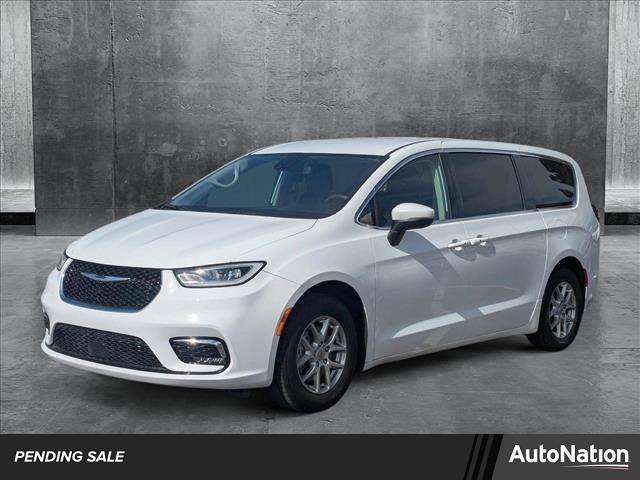 2023 Chrysler Pacifica Touring L — Minivan — 55,223 mi — Littleton, CO
