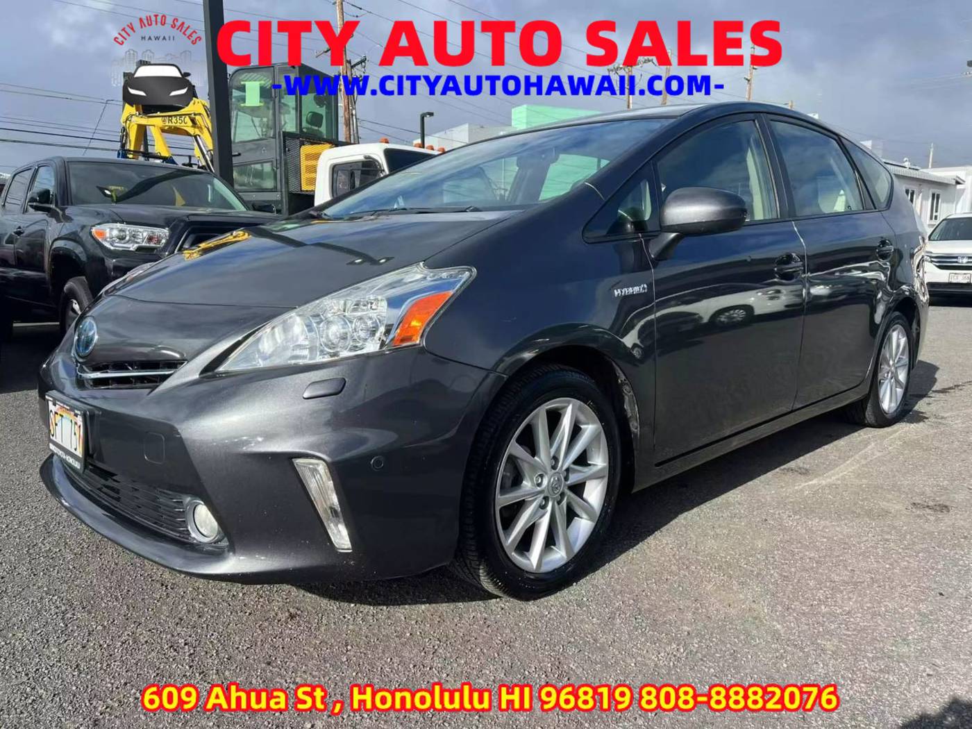 2014 Toyota Prius v Five — Wagon — 101,400 mi — Honolulu, HI