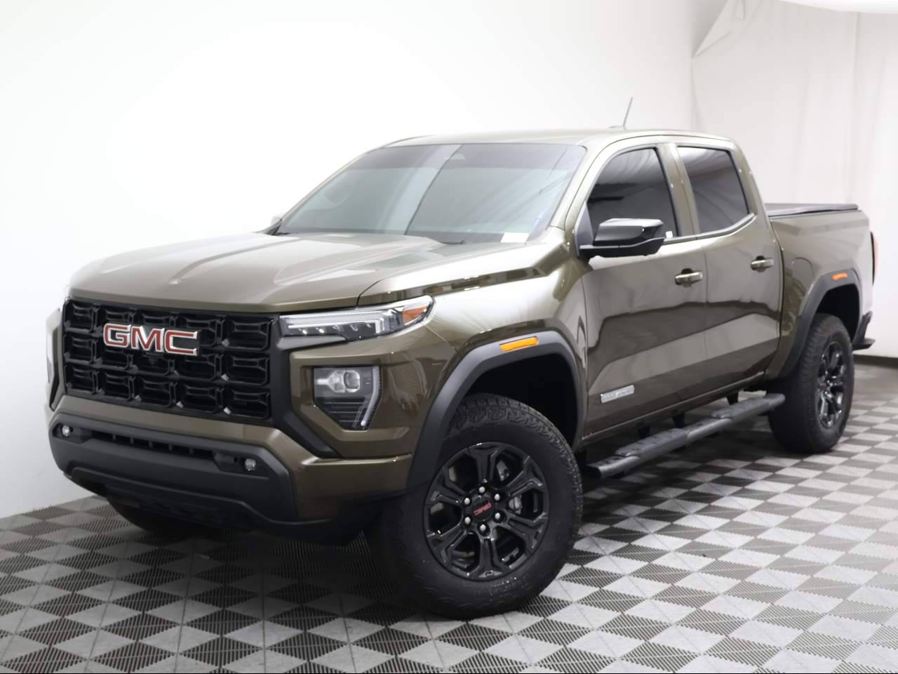 2025 GMC Canyon Elevation — Pickup Truck — 4,500 mi — Yuma, AZ
