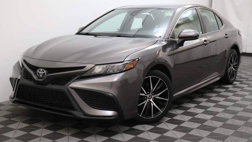 2021 Toyota Camry SE — Sedan — 61,920 mi — Yuma, AZ