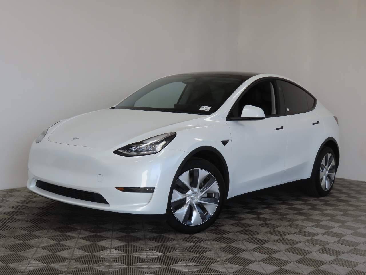 2023 Tesla Model Y Long Range — SUV — 28,905 mi — Yuma, AZ