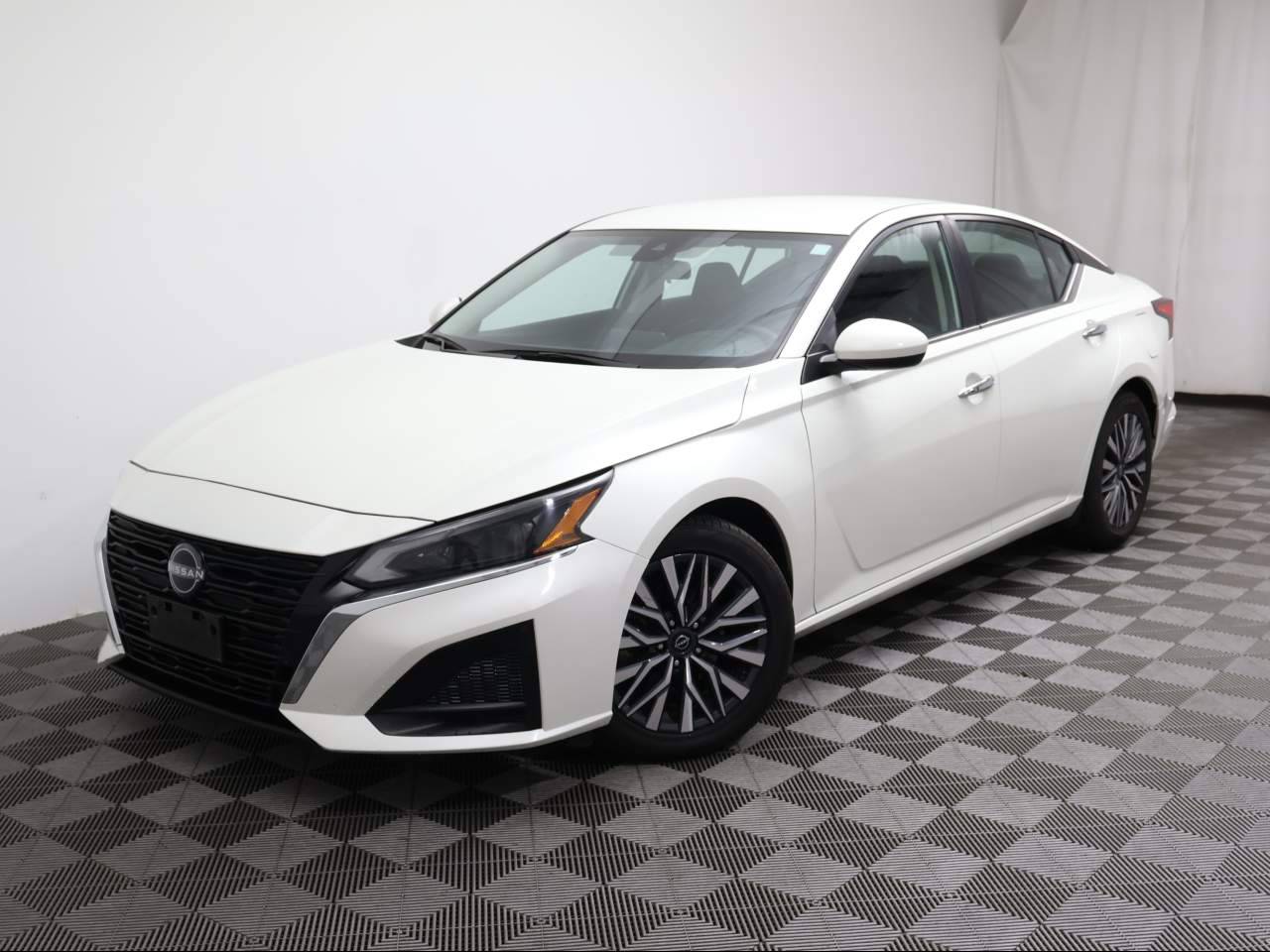 2023 Nissan Altima SV — Sedan — 61,744 mi — Yuma, AZ