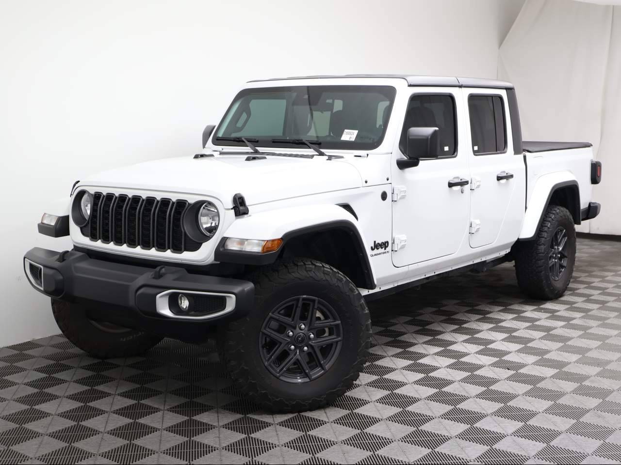 2024 Jeep Gladiator Sport S — Pickup Truck — 11,850 mi — Yuma, AZ
